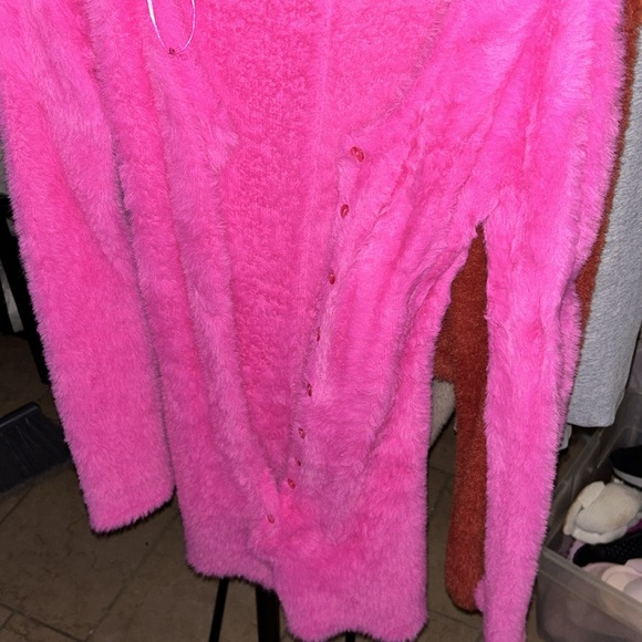 Fuzzy Delia’s jumpsuit - Picture 2 of 3